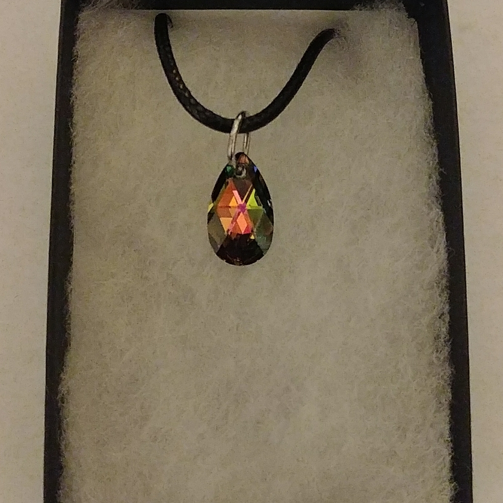 Cypress Green Crystal Teardrop Necklace - Picture 2 of 8